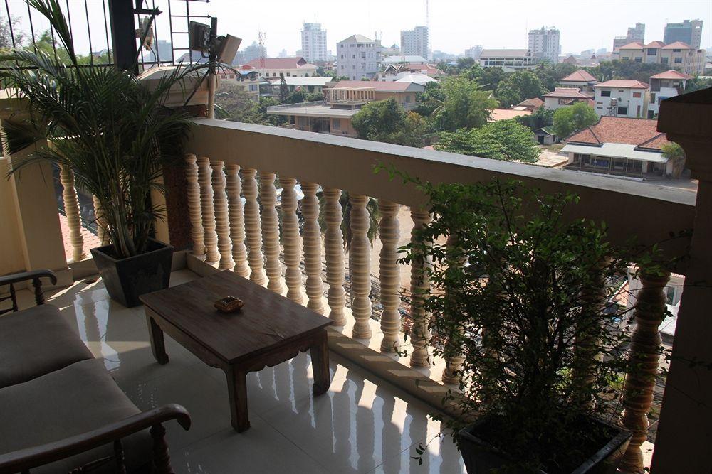 Diamond Palace Hotel Phnom Penh Exterior foto